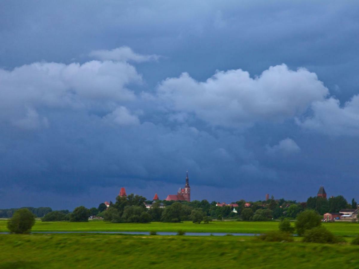 TangermündeHaus Zur Eselsbrueckeアパートメント エクステリア 写真